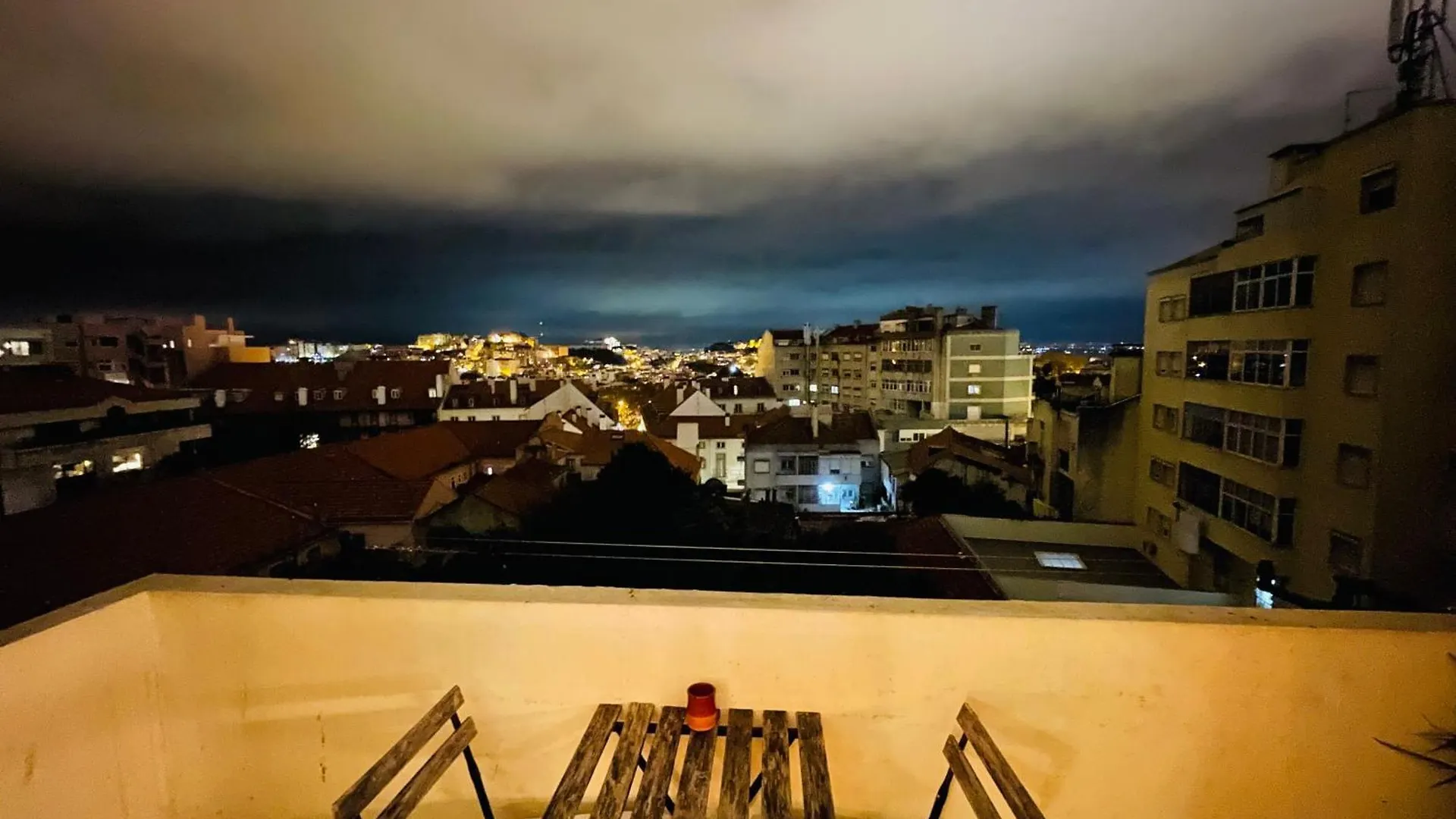 Sunny Apartment With Amazing View Lisboa